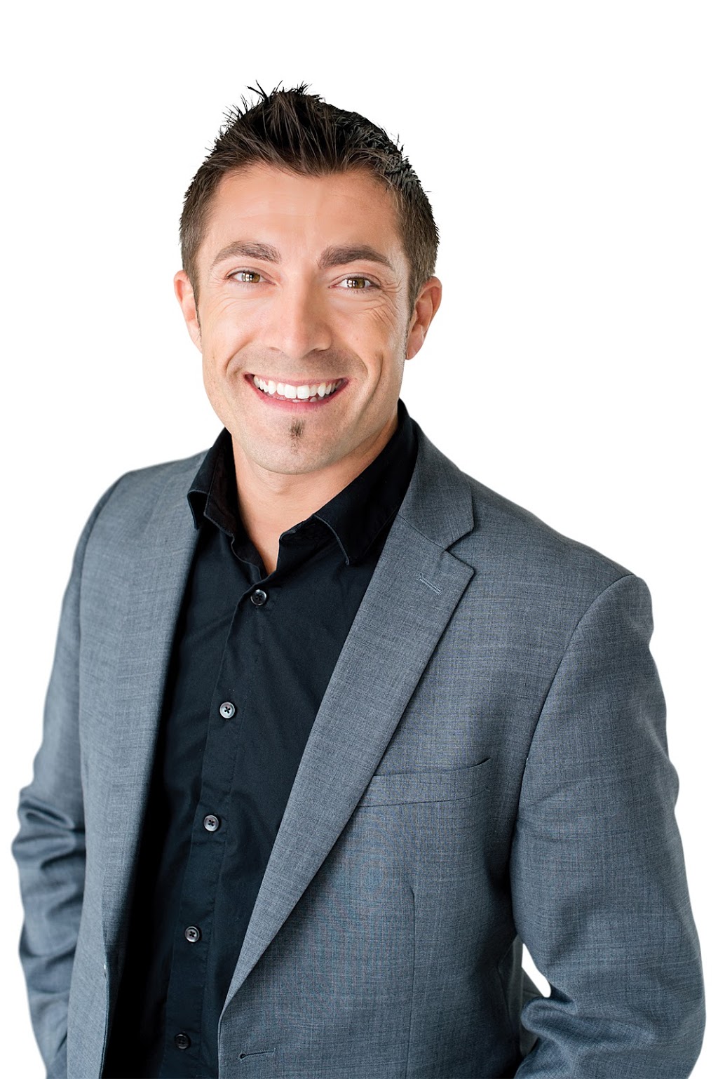 Jonathan Grandmont / Groupe Grandmont, Via Capitale Estrie | 5983 Chemin de Saint-Élie, Sherbrooke, QC J1R 0L6, Canada | Phone: (819) 679-7778