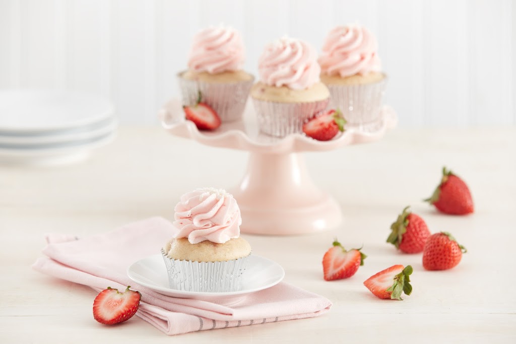 J. Crawford Fine Desserts | 1600 Kerns Rd Unit 4, Burlington, ON L7P 3G9, Canada | Phone: (289) 635-8020