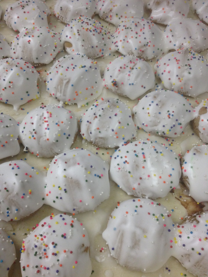 Richlea Bakery | 5166 48 Ave, Delta, BC V4K 1W4, Canada | Phone: (604) 940-3397