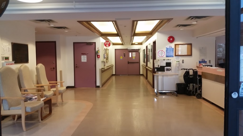 Trillium Lodge | 401 Moilliet St, Parksville, BC V9P 2G9, Canada | Phone: (250) 947-8230