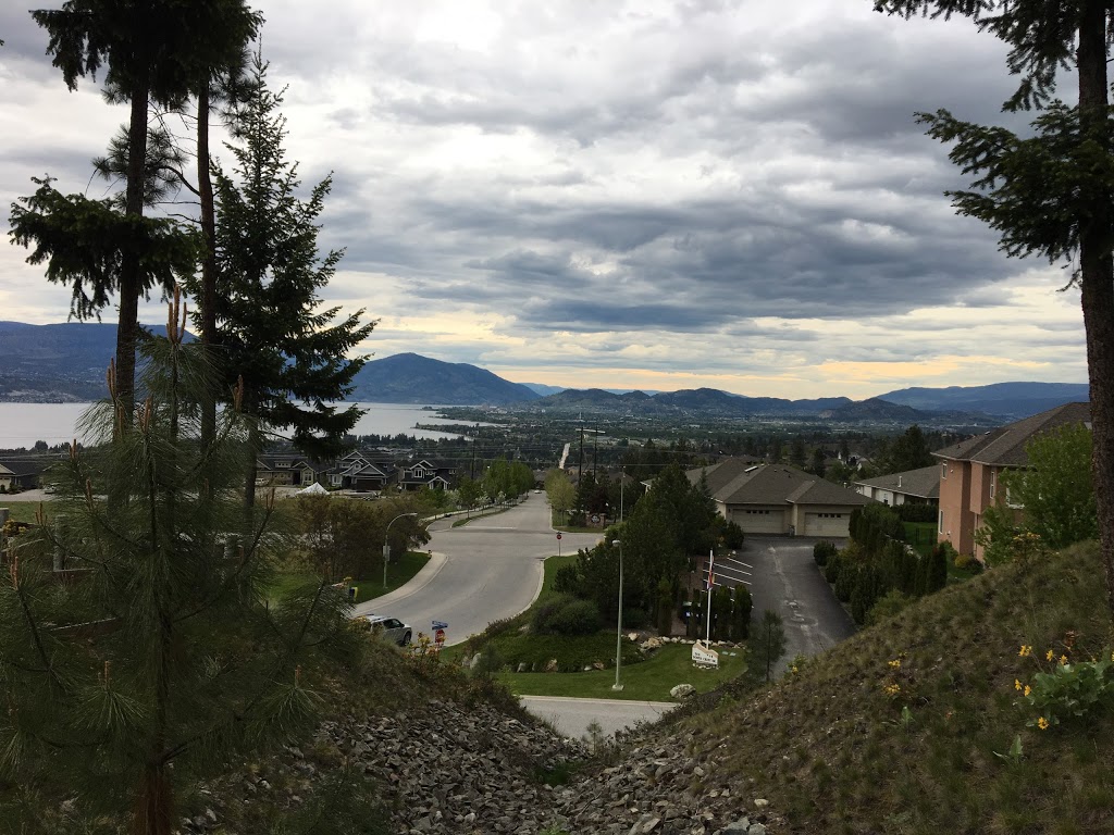 Southridge Park | 722 S Crest Dr, Kelowna, BC V1W 4W7, Canada
