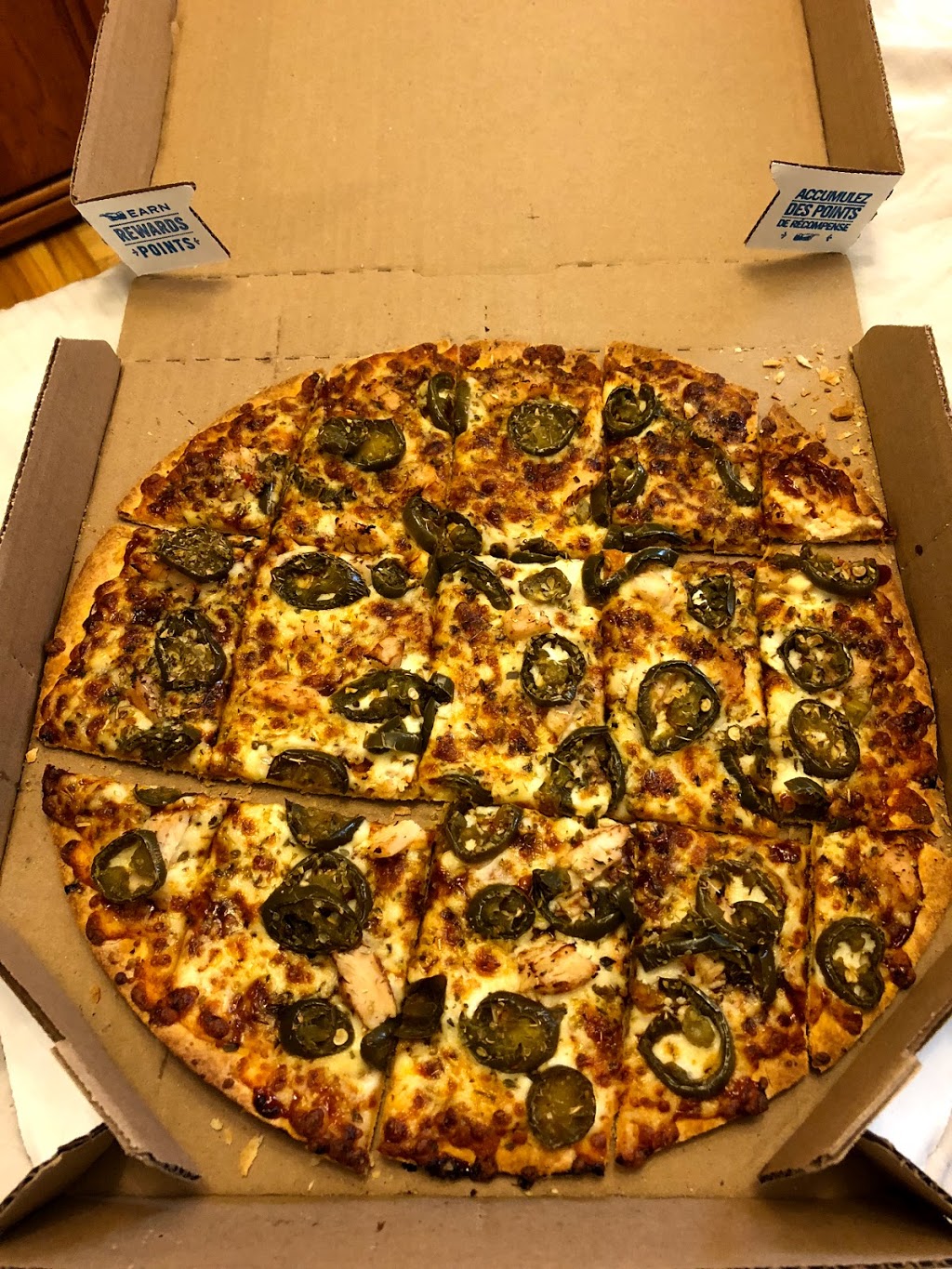 Dominos | 1038 Burnhamthorpe Rd E, Mississauga, ON L4Y 2X6, Canada | Phone: (905) 238-4999