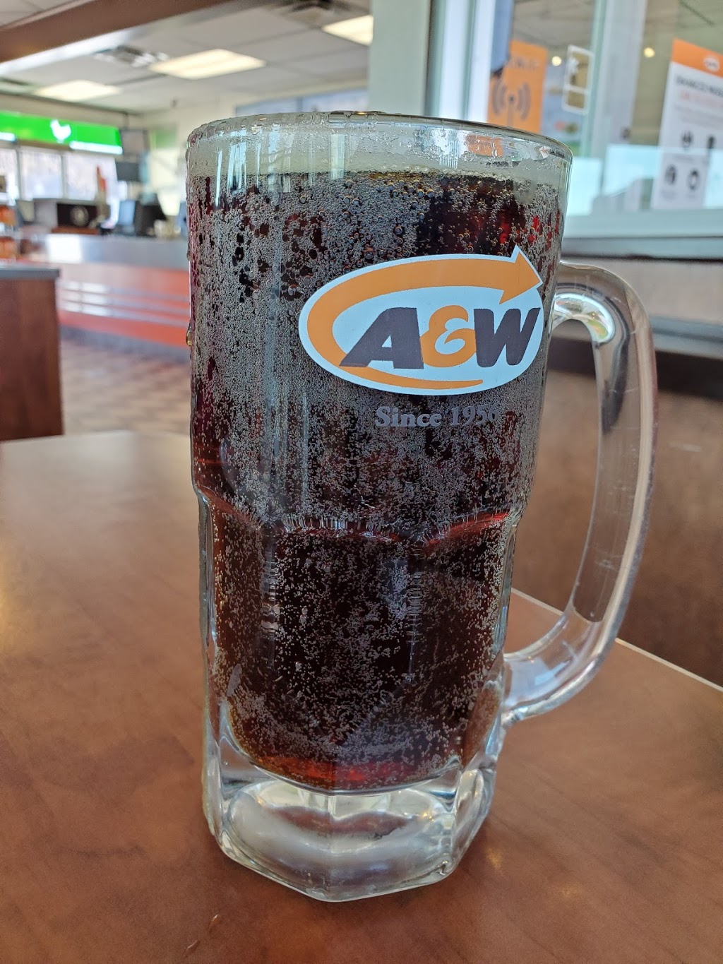 A&W Canada | 4211 50 St, Innisfail, AB T4G 1V6, Canada | Phone: (403) 227-4310