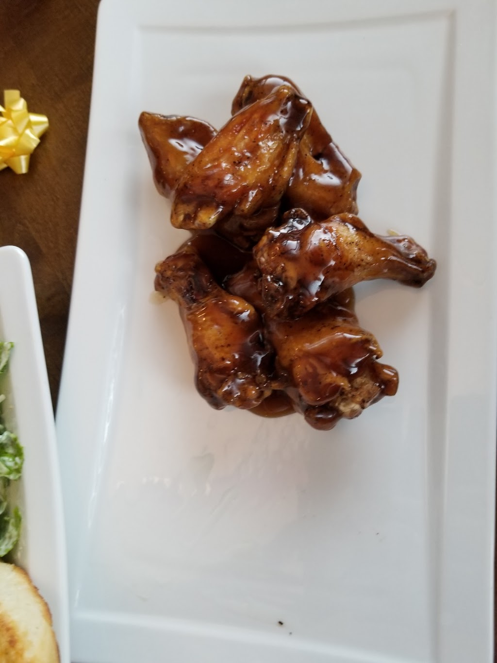Brothers Classic Grill & Pizza | 53 Government Rd S, Weyburn, SK S4H 2A2, Canada | Phone: (306) 842-1411