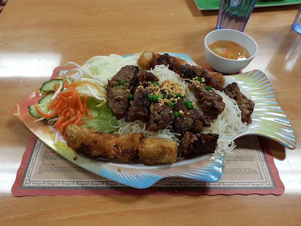 Little Saigon Restaurant | Rochdale Blvd, Regina, SK S4X 4K3, Canada | Phone: (306) 949-2255
