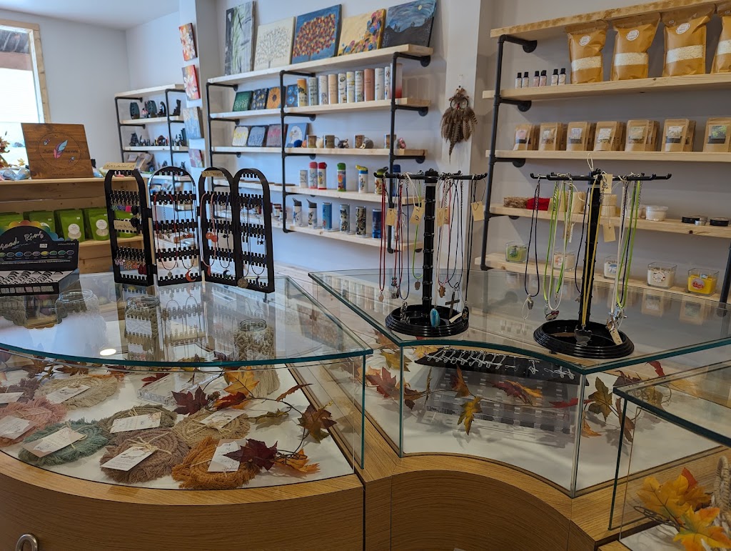 Boutique Kimenchante | 14a Rue Principale, Sainte-Anne-du-Lac, QC J0W 1V0, Canada | Phone: (819) 436-2759