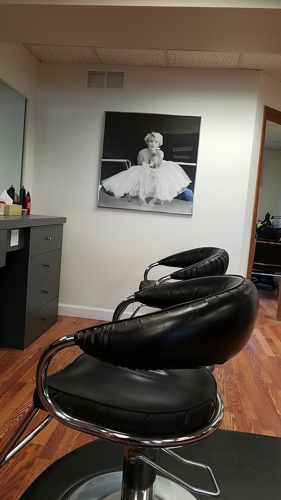 New Attitudes By Arlene | 1816 Sinclair St, St Clair, MI 48079, USA | Phone: (810) 329-8727