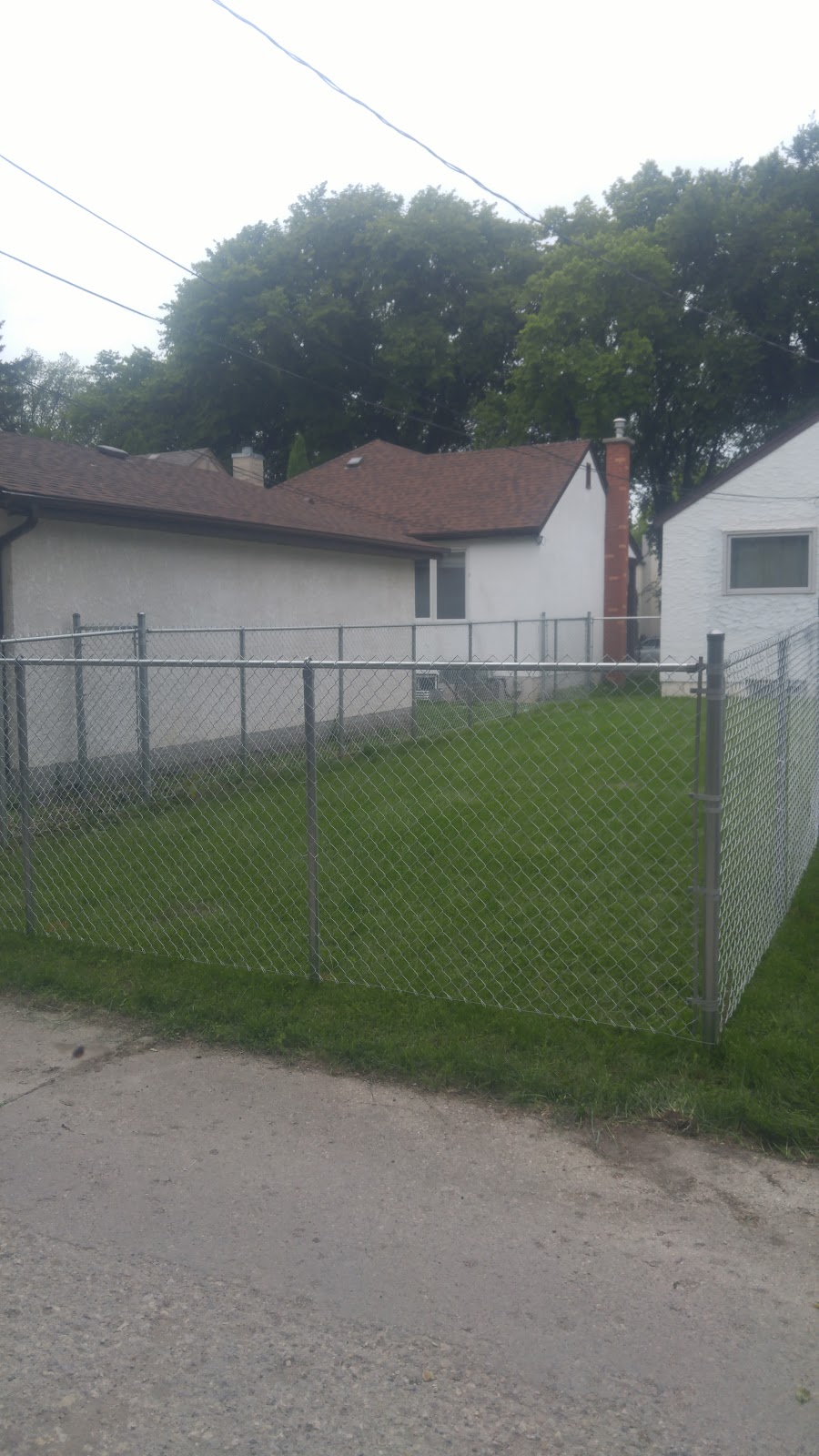 Berrek Fencing | 81166 St Peters Rd, East Selkirk, MB R0E 0M0, Canada | Phone: (204) 297-2798