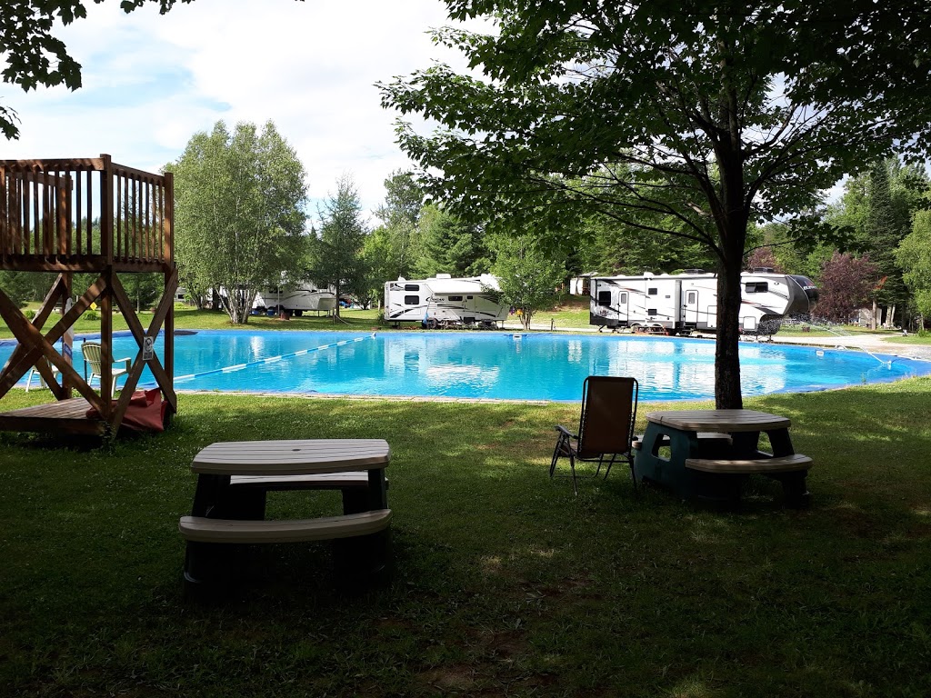 Camping La Riviere Du Passant | 330 Chemin Cyr, Saint-Joachim-de-Shefford, Quebec, QC J0E 2G0, Canada | Phone: (450) 539-3835