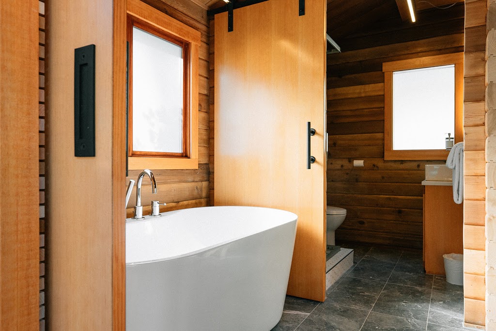 Bodege Cove - By Bodega Ridge | 18680 Porlier Pass Rd, Galiano Island, BC V0N 1P0, Canada | Phone: (877) 604-2677