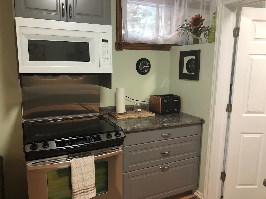 Frank and Terry 2 Furnished Apartments for Rent | 4 Perin Pl, Kitchener, ON N2P 1L5, Canada | Phone: (519) 577-3481