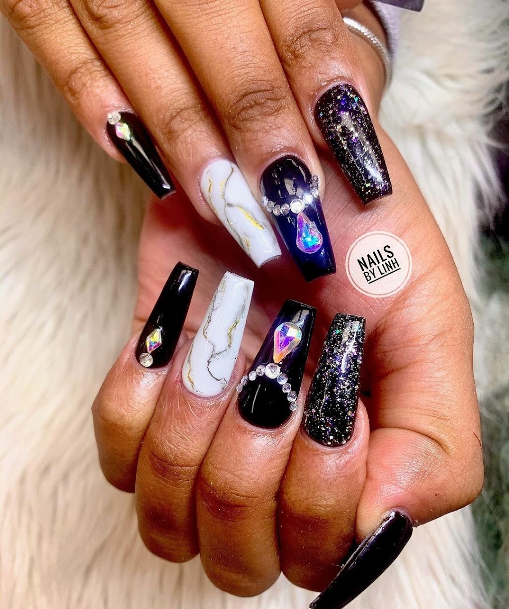 Binhs Nails | 100 Jennifer Heil Way, Spruce Grove, AB T7X 4B8, Canada | Phone: (780) 962-4900