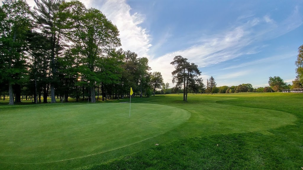 Lake St George Golf Club | 3156 S Sparrow Lake Rd, Washago, ON L0K 2B0, Canada | Phone: (877) 689-5371