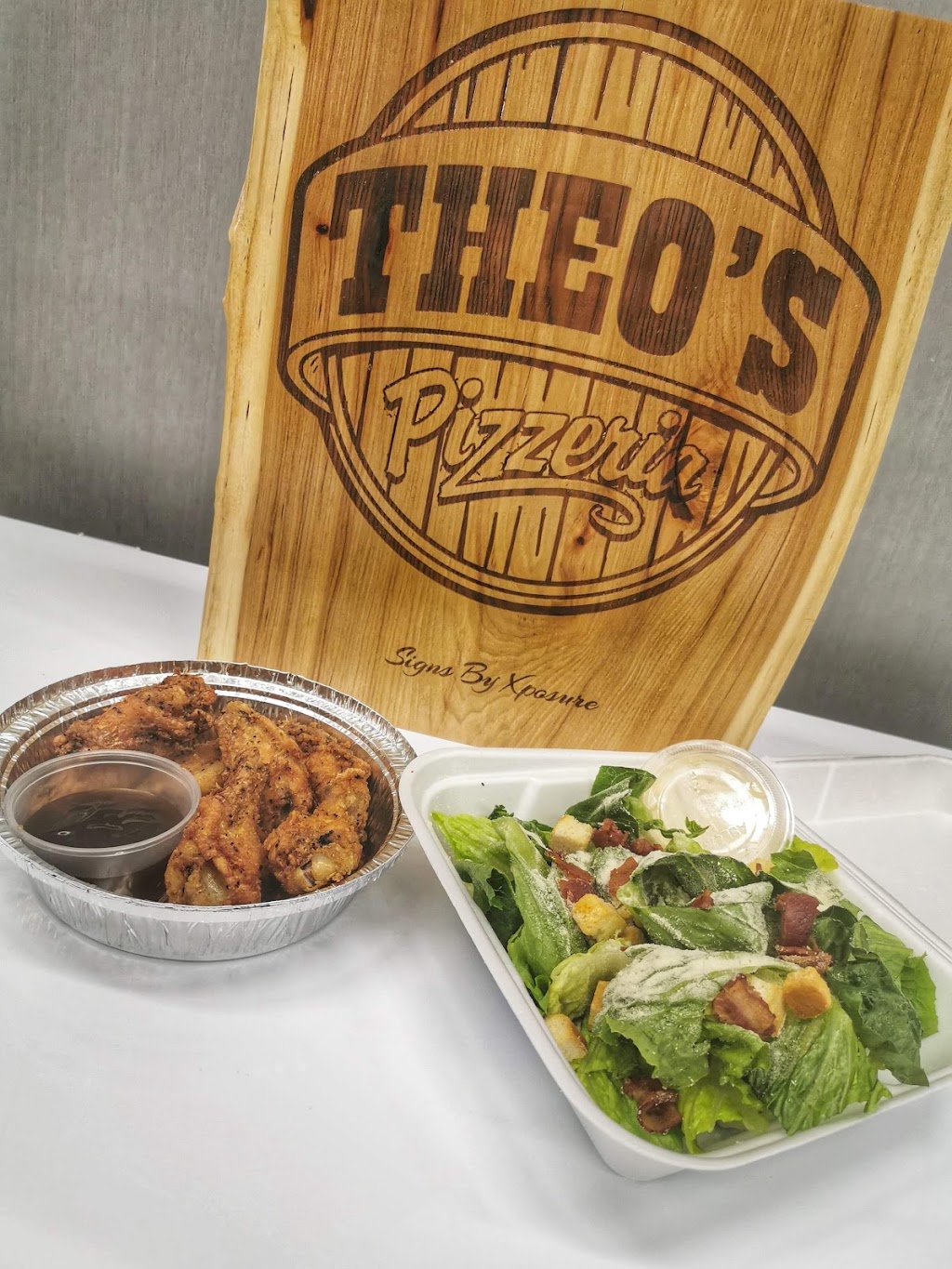 Theos Pizzeria | 20 Forsyth St, Marmora, ON K0K 2M0, Canada | Phone: (613) 472-1414