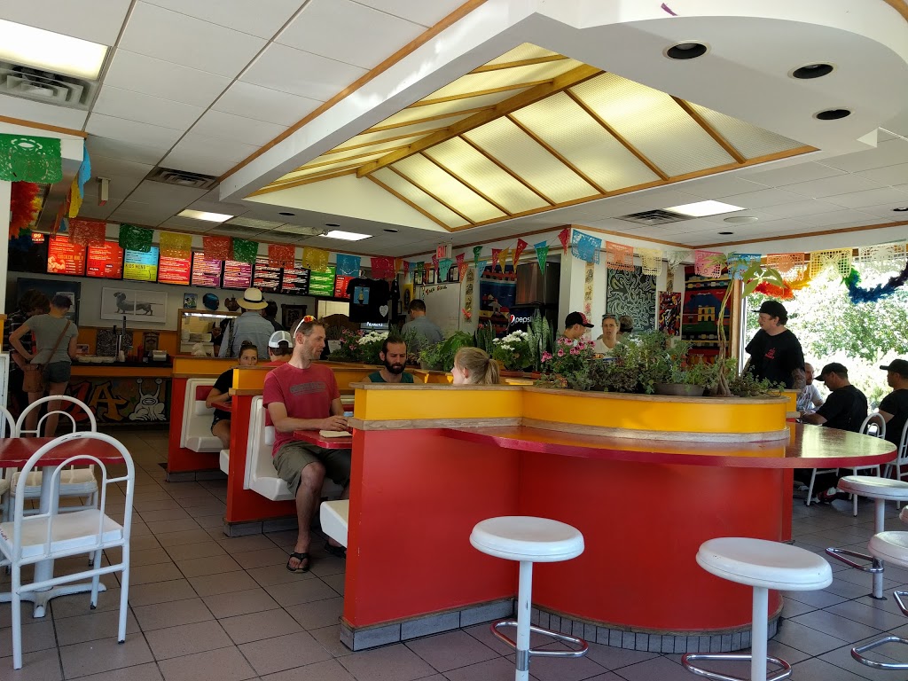 Mags 99 Fried Chicken and Mexican Cantina | 1584 BC-99, Squamish, BC V8B 0H2, Canada | Phone: (604) 898-9843