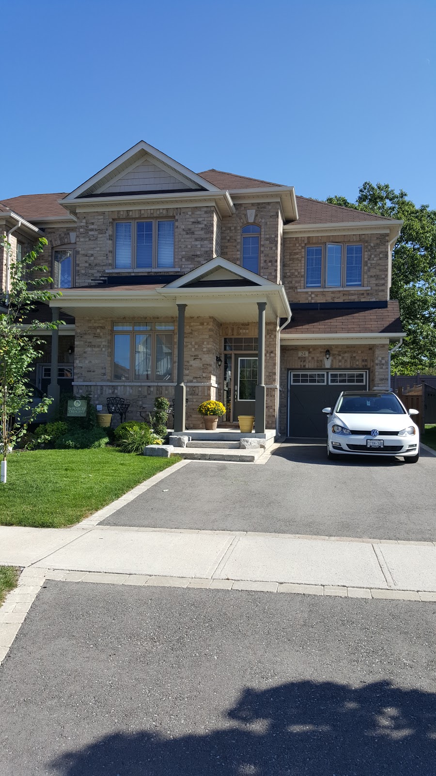 Lisa DeRoy, RMT | 24 Pearcey Cr, Barrie, ON L4N 6R8, Canada | Phone: (705) 790-0713