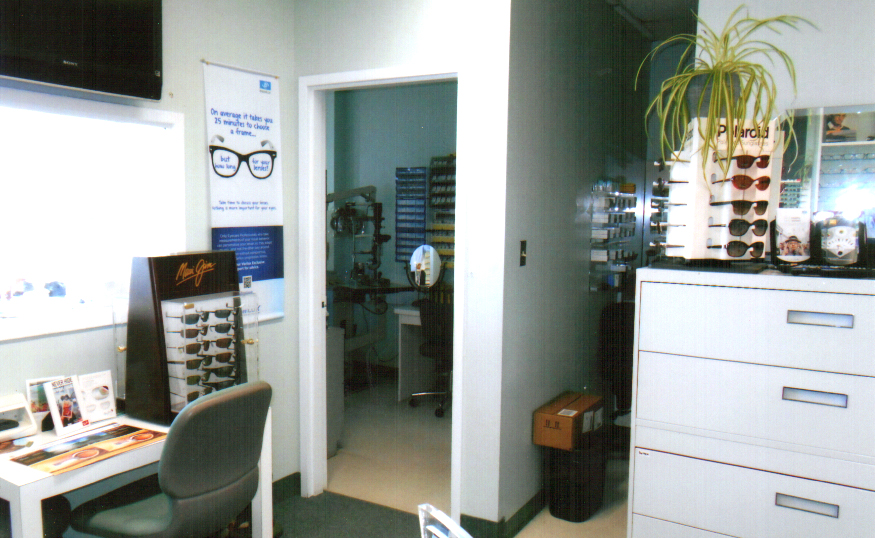 Gough Optical | 2115 Finch Ave W #314, North York, ON M3N 2V6, Canada | Phone: (416) 745-6550