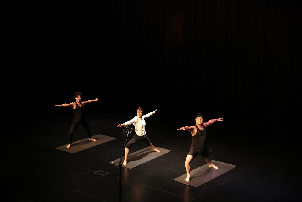 Yuj Yoga Toronto | 7061 Yonge St, Thornhill, ON L3T 2A6, Canada | Phone: (647) 272-3446