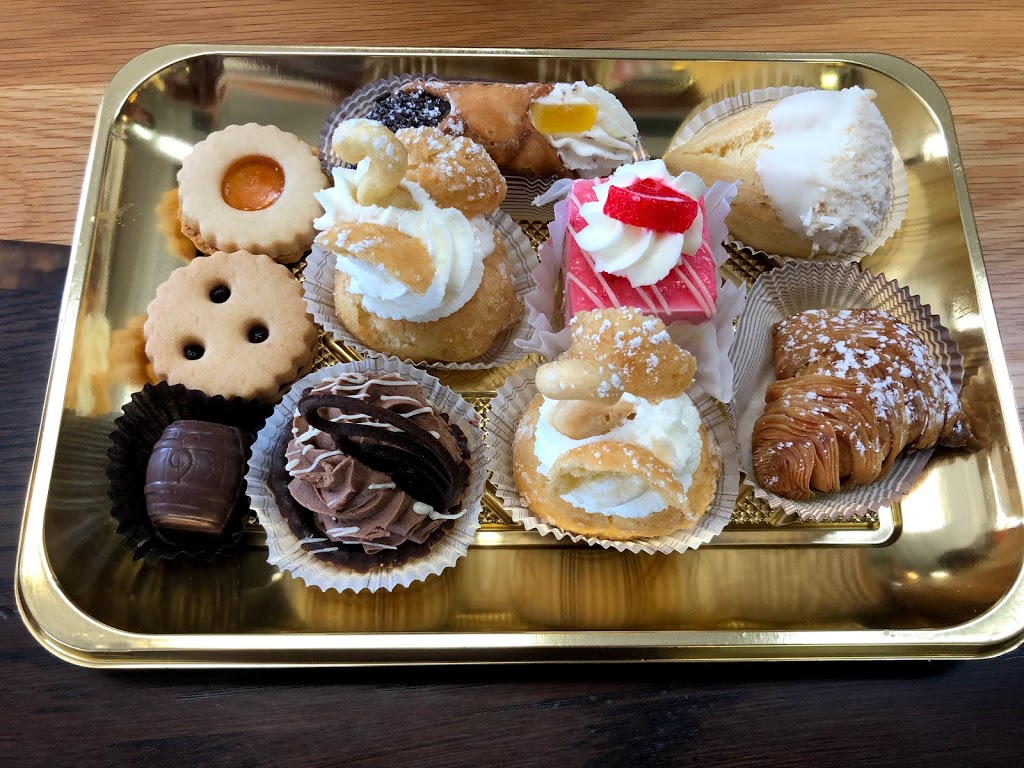 Criveller Cakes Chocolate | 4435 Portage Rd, Niagara Falls, ON L2E 6A7, Canada | Phone: (905) 356-9441