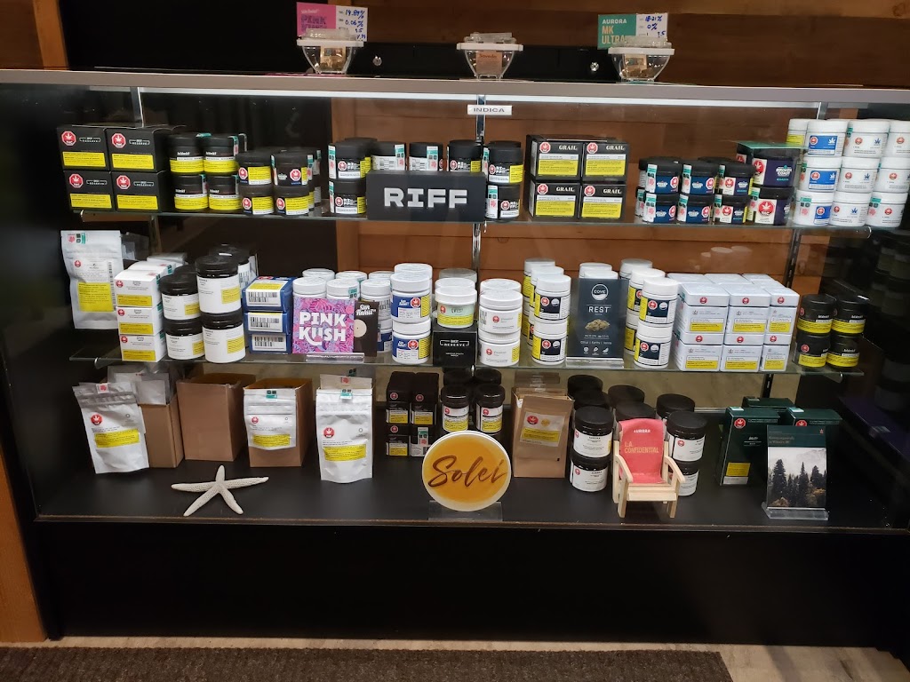 QualiCanna | 124 Harlech Rd #2, Qualicum Beach, BC V9K 1G9, Canada | Phone: (250) 752-0724