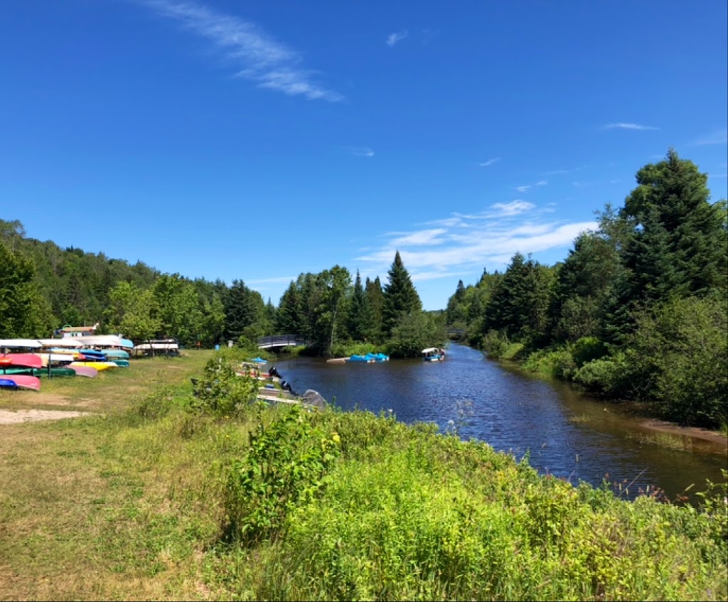 Parc des Campeurs de Ste-Agathe des Monts | 2 Chemin du Lac des Sables, Sainte-Agathe-des-Monts, QC J8C 2Z7, Canada | Phone: (819) 324-0482