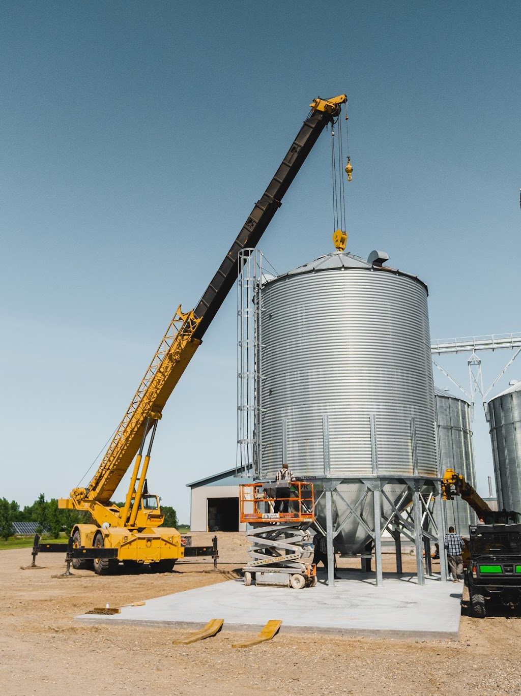 NorBin | 860 Monticello Wy, Winkler, MB R6W 0N3, Canada | Phone: (204) 384-7850