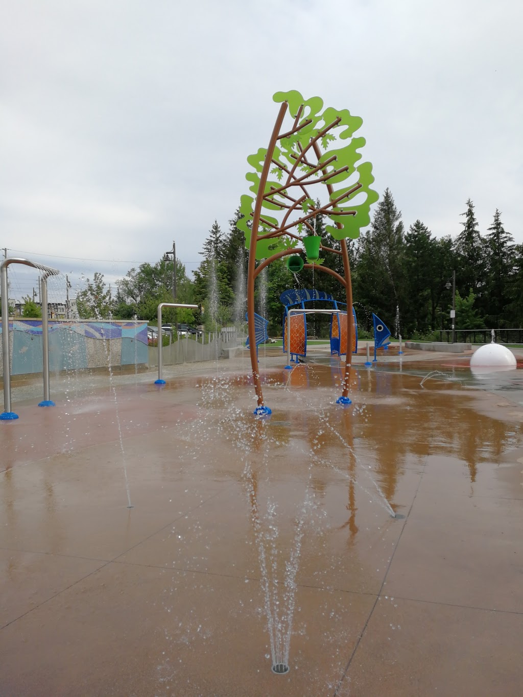 Richmond Hill Water Park | Richmond Hill, ON L4E, Canada