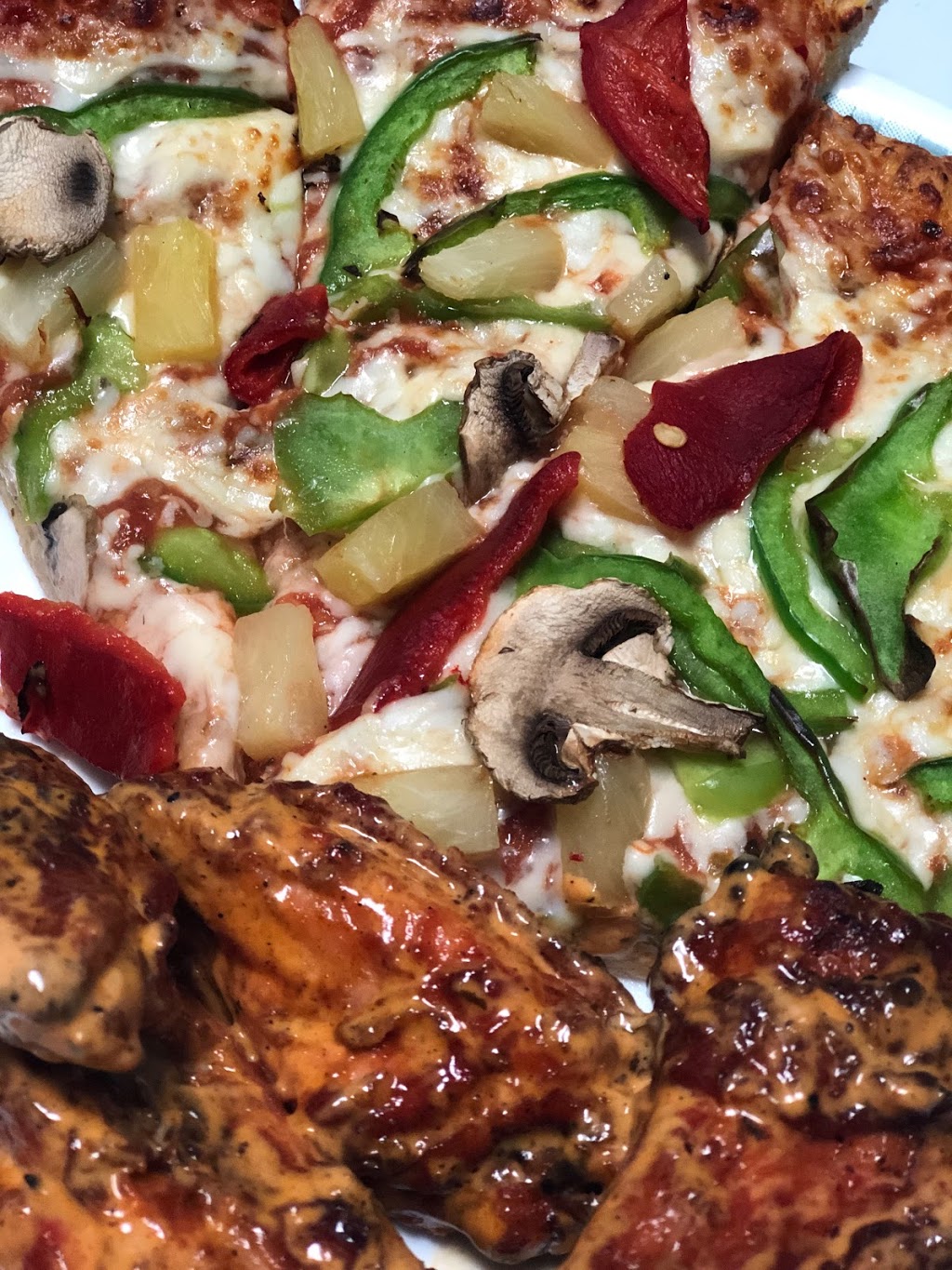 Pizza Hub | 2965 Islington Ave #1, North York, ON M9L 2K8, Canada | Phone: (416) 741-1991