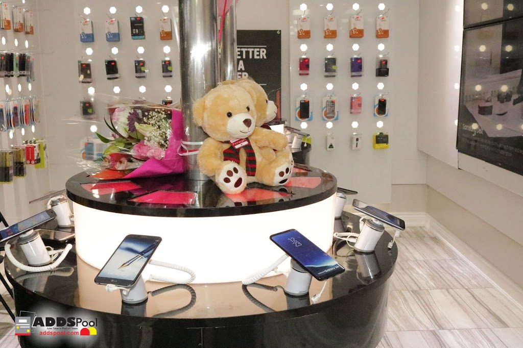 SMART MOBILE | 3250 Lawrence Ave E, Scarborough, ON M1H 1A4, Canada | Phone: (416) 821-6666
