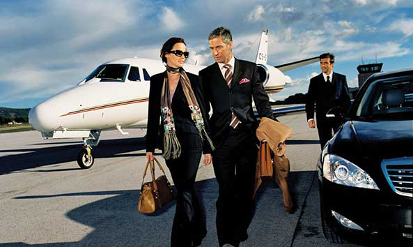 pearson airline limousine | 88 Torrance Rd, Scarborough, ON M1J 2J4, Canada | Phone: (647) 362-0337