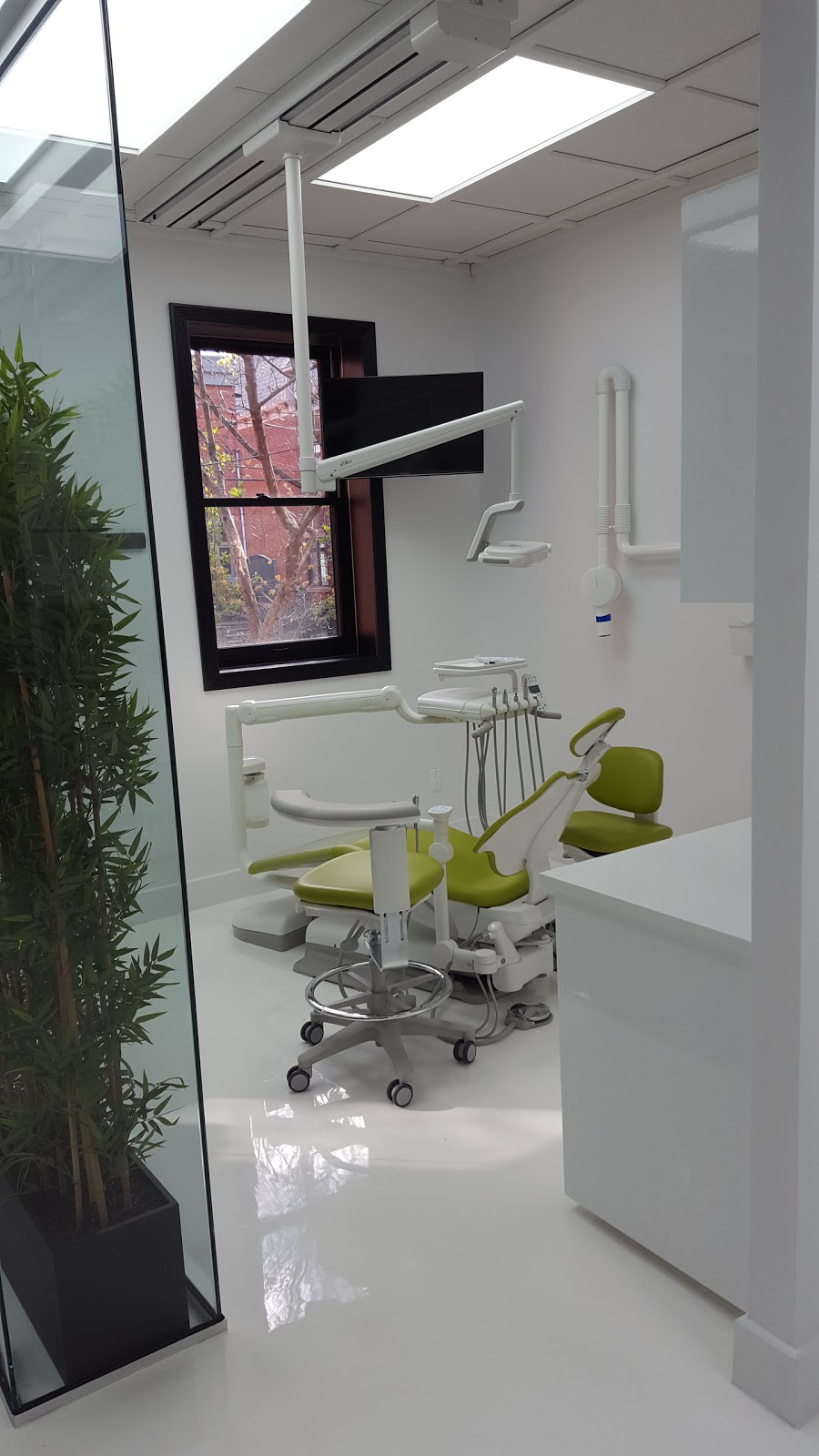Melville Dental Group | 4484 Sherbrooke St W Suite 100, Westmount, QC H3Z 1E6, Canada | Phone: (514) 379-4040
