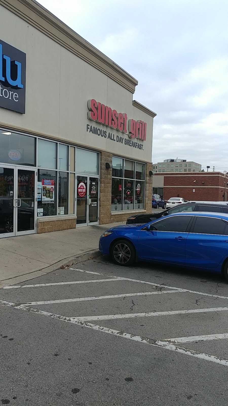 Sunset Grill | 50 Market St S, Brantford, ON N3S 2E3, Canada | Phone: (519) 751-3381