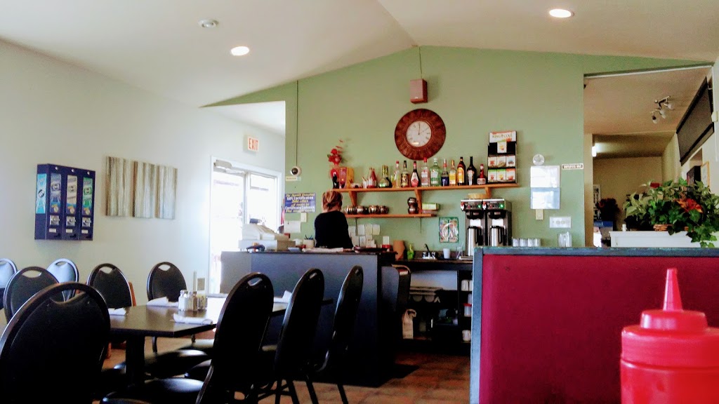 Restaurant Du Village | 4524 Rue Principale, Saint-Antoine, NB E4V 1R1, Canada | Phone: (506) 525-2622