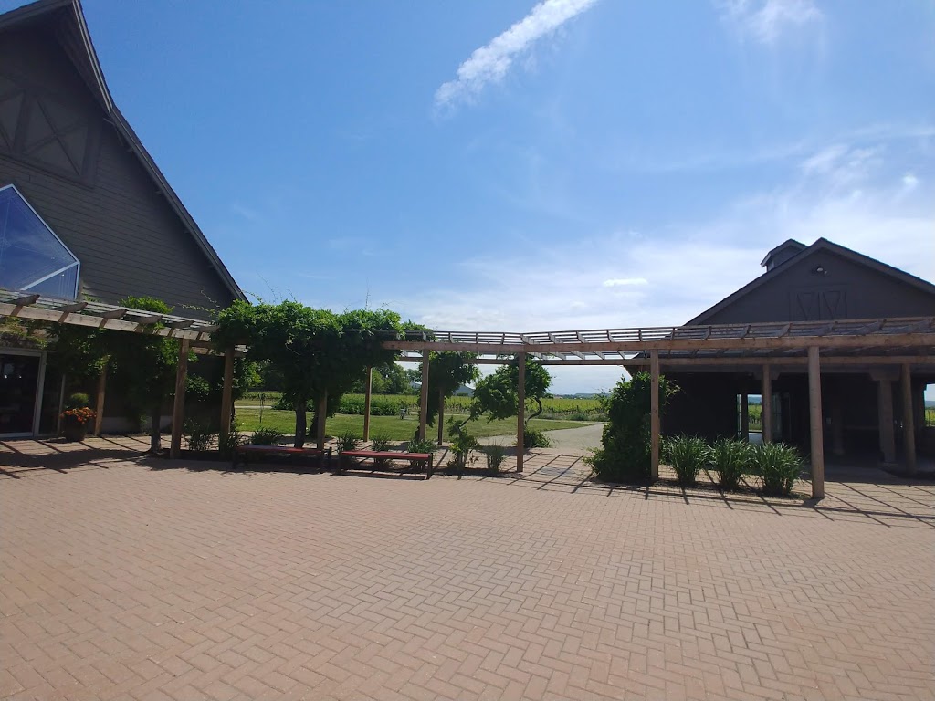 Grape Escape Wine Tours | 1627 Niagara Stone Rd, Niagara-on-the-Lake, ON L0S 1J0, Canada | Phone: (905) 468-9959