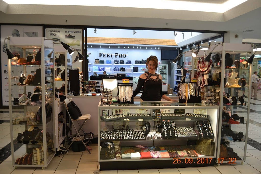 Nana Accessories | jewelry store | 377 Burnhamthorpe Rd E #63, Mississauga, ON L5A 3Y1, Canada | 6474473772 OR +1 647-447-3772