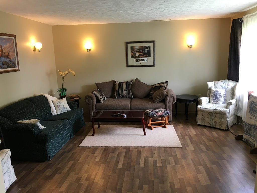 Wildturkey Guest House | 1075 Concession Rd 2, Port Elgin, ON N0H 2C0, Canada | Phone: (519) 386-8349