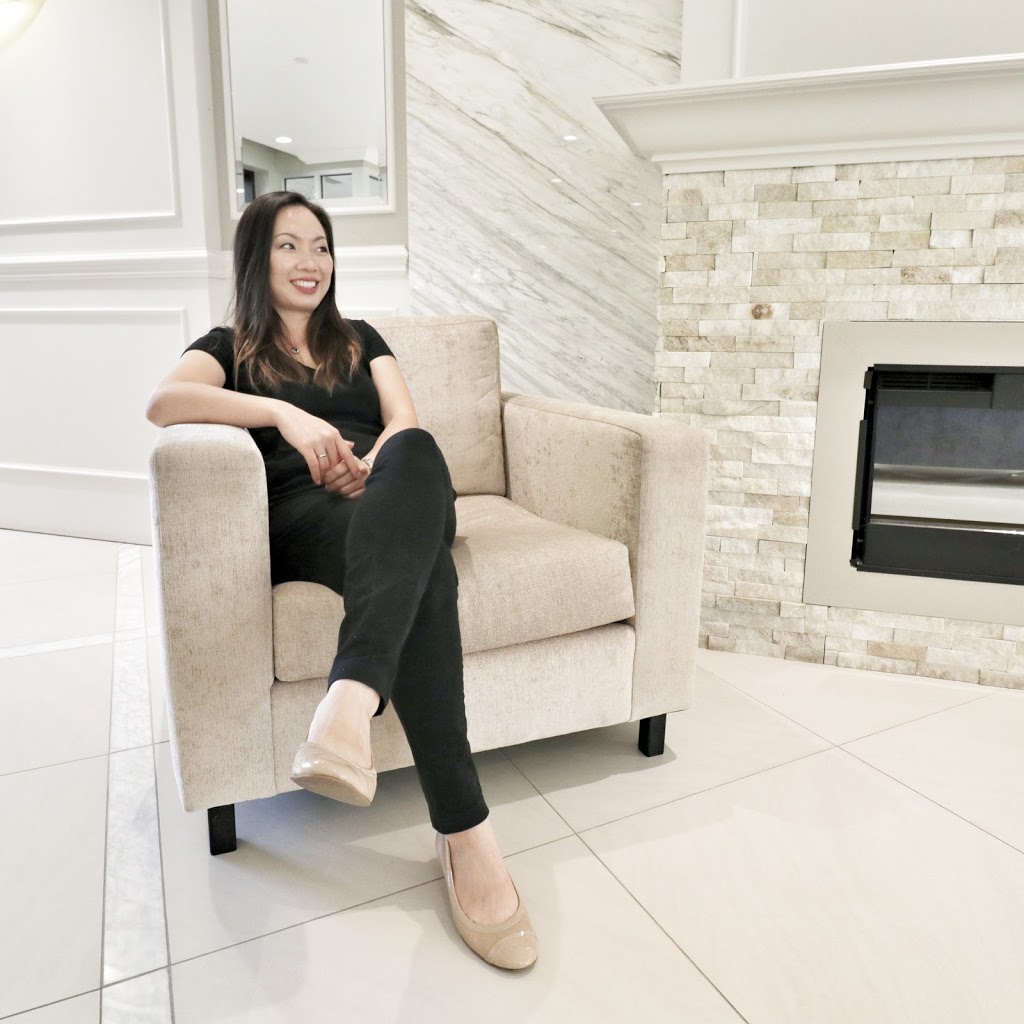 Lina Liang at RE/MAX West Realty Inc., Brokerage | 6074 Kingston Rd, Scarborough, ON M1C 1K4, Canada | Phone: (416) 809-7431