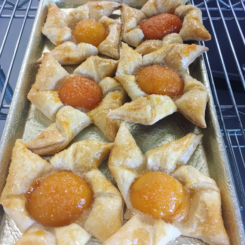 Pascales Baked Goods | 1960 68 Ave #4, Grand Forks, BC V0H 1H0, Canada | Phone: (250) 666-0268