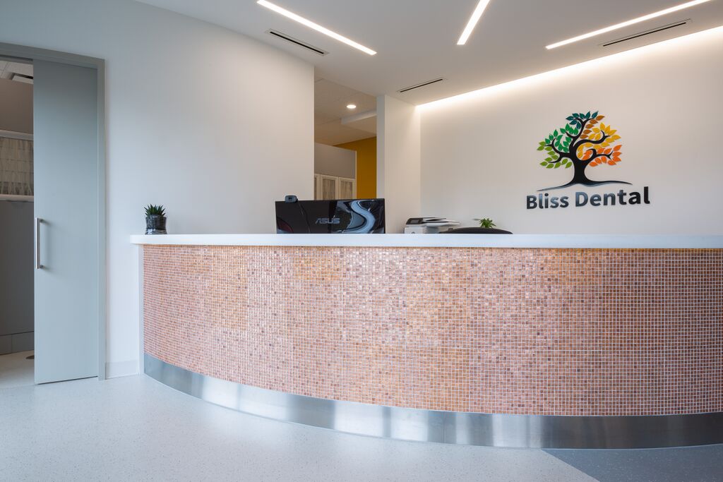 Bliss Dental | 1-1604 St Marys Rd, Winnipeg, MB R2M 3W5, Canada | Phone: (204) 800-8200