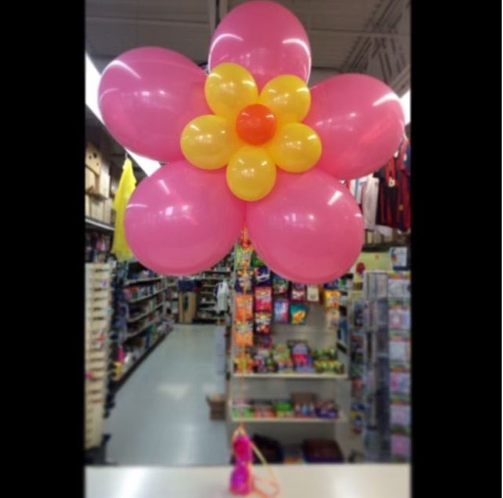 Dollar Plus Bargain Center | 1500 Upper Middle Rd W, Oakville, ON L6M 3G3, Canada | Phone: (905) 469-7504