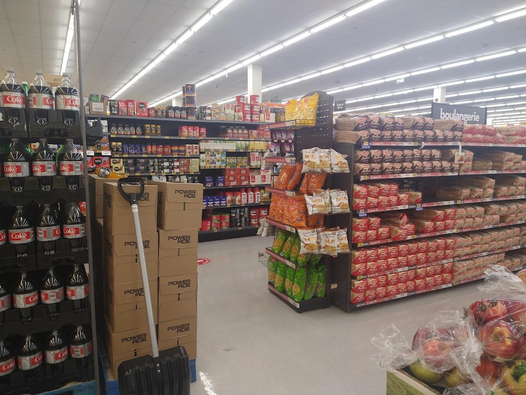 Tigre Géant | 645 Rue Pierre-Caisse, Saint-Jean-sur-Richelieu, QC J3A 1P1, Canada | Phone: (450) 359-9715