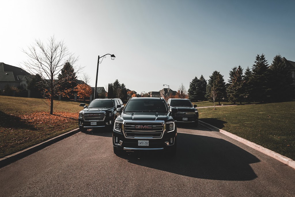 Black Horse Limo | 310 Barons St, Kleinburg, ON L4H 4H4, Canada | Phone: (416) 835-4845