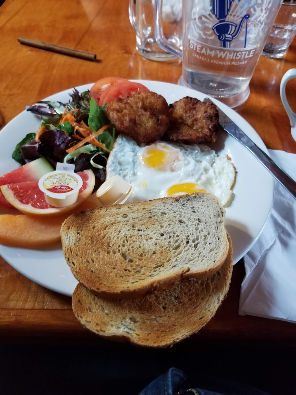Free Times Cafe | 320 College St, Toronto, ON M5T 1S3, Canada | Phone: (416) 967-1078