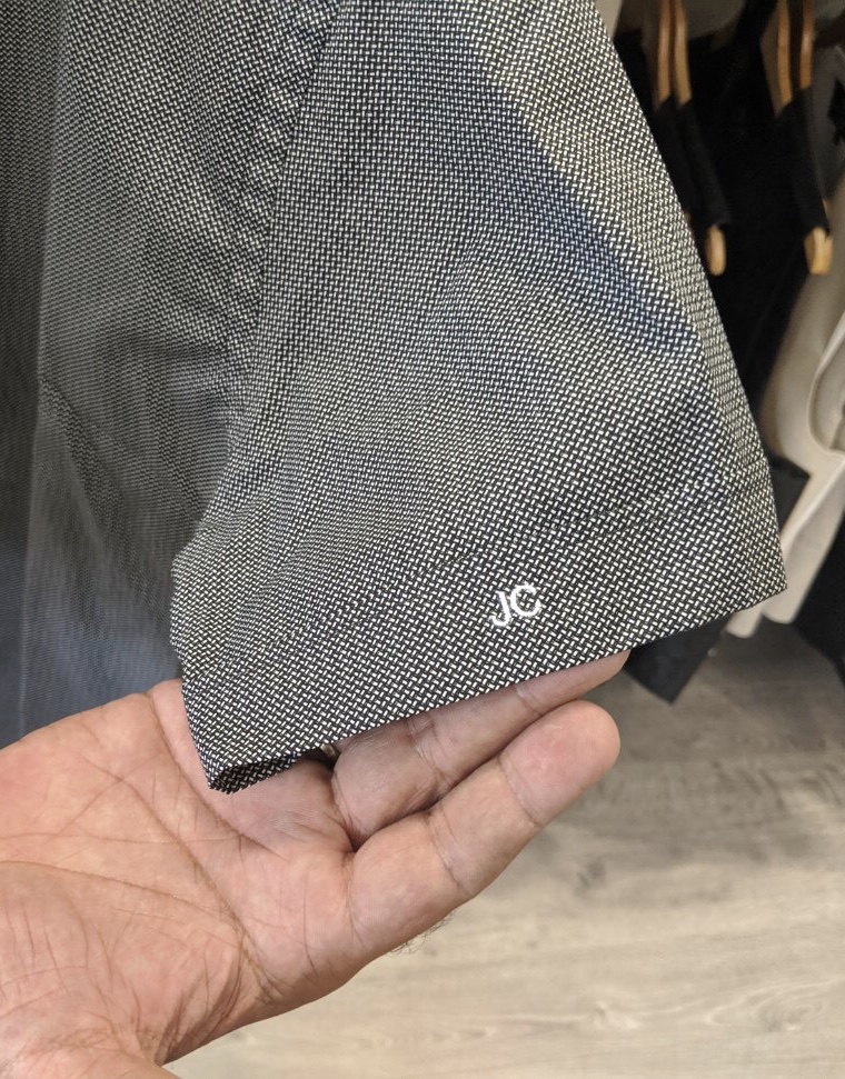 Vincenzo Tommaso Bespoke | 10060 Keele St #6, Maple, ON L6A 4V6, Canada | Phone: (416) 678-9450