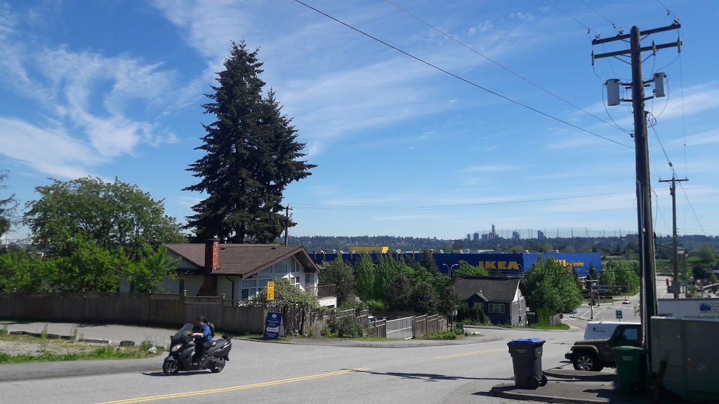 Woodys Liquor Store | 933 Brunette Ave, Coquitlam, BC V3K 1C8, Canada | Phone: (604) 526-2678