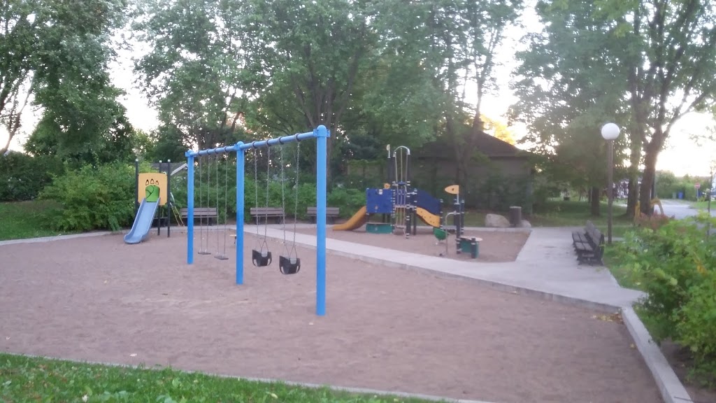 Parc Joseph-Olivier-Chauveau | 5743 Boulevard Chauveau O, Québec, QC G2E 3T3, Canada | Phone: (877) 783-1608