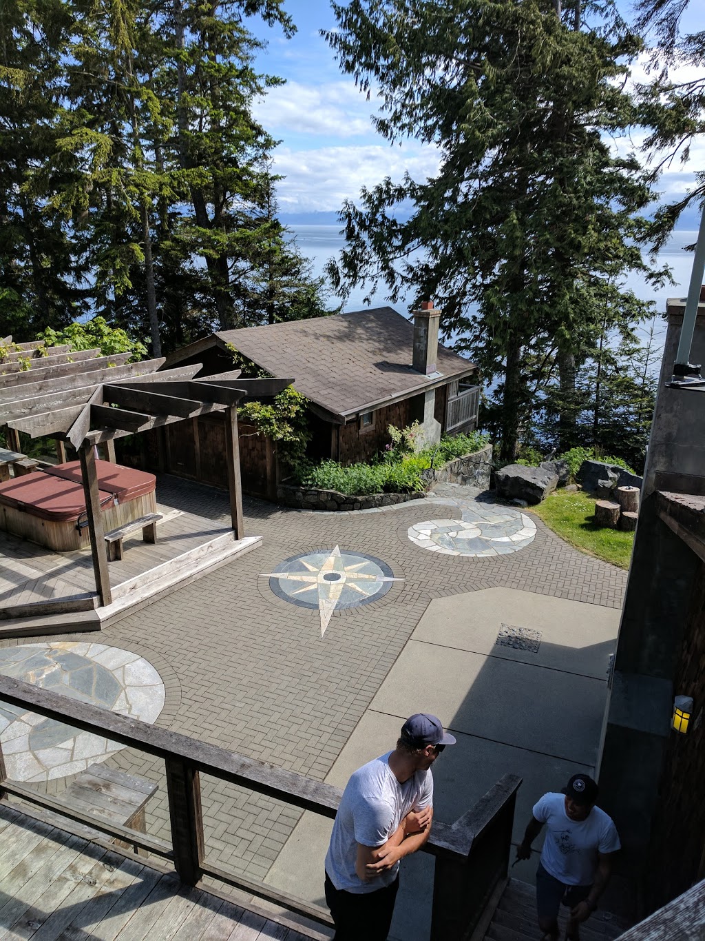 Craidelonna Oceanedge Lodging | 9143 W Coast Rd, Shirley, BC V9Z 1G3, Canada | Phone: (250) 646-2242