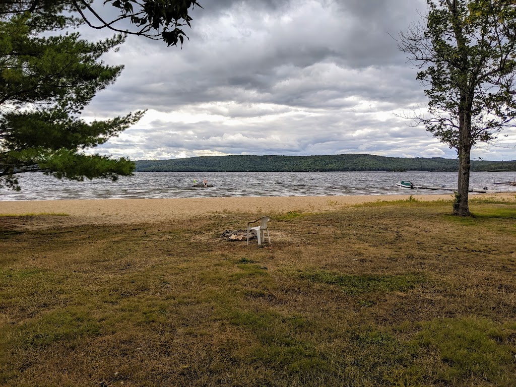 Sandhurst Resort | 40 Boat Ramp Rd, Kearney, ON P0A 1M0, Canada | Phone: (705) 636-7705