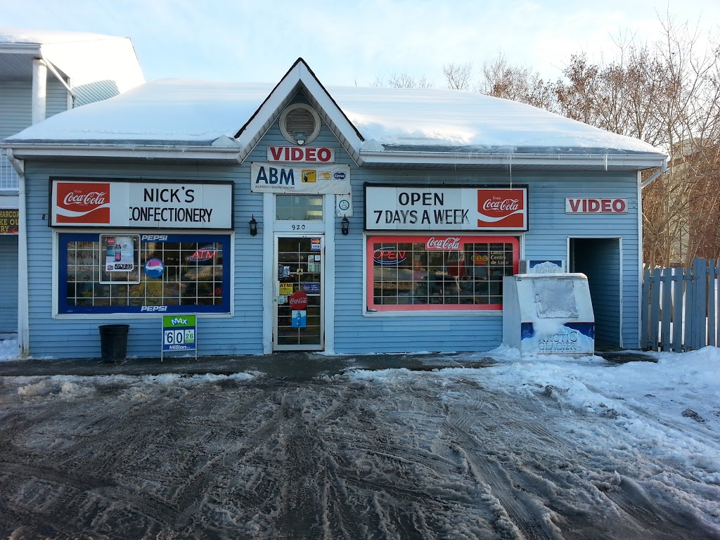 Nicks Confectionary | 920 Montreal Rd, Ottawa, ON K1K 0S8, Canada | Phone: (613) 745-7496