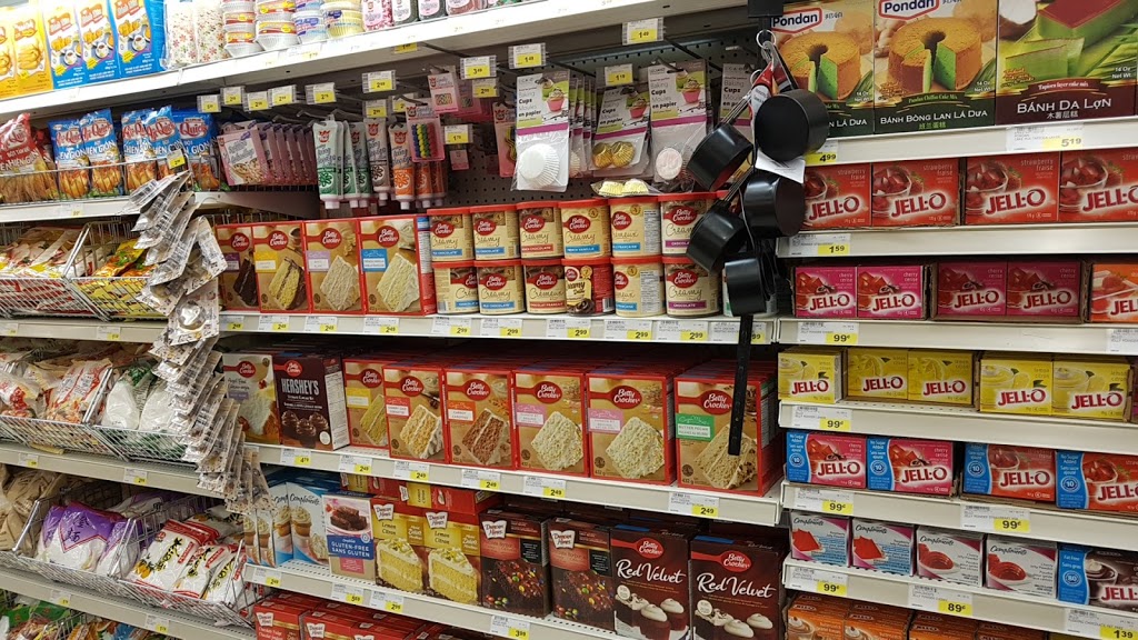 Luckys Supermarket | 1303 Jefferson Ave, Winnipeg, MB R2P 1S7, Canada | Phone: (204) 285-8011